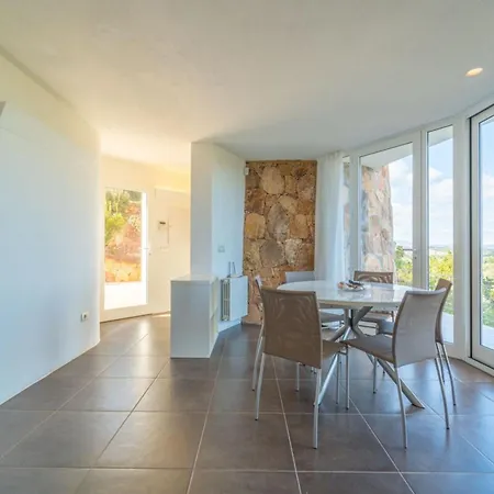 Villa Nuraghe - By Searly Costa Dorata